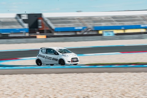 pdc-race5-8787.jpg